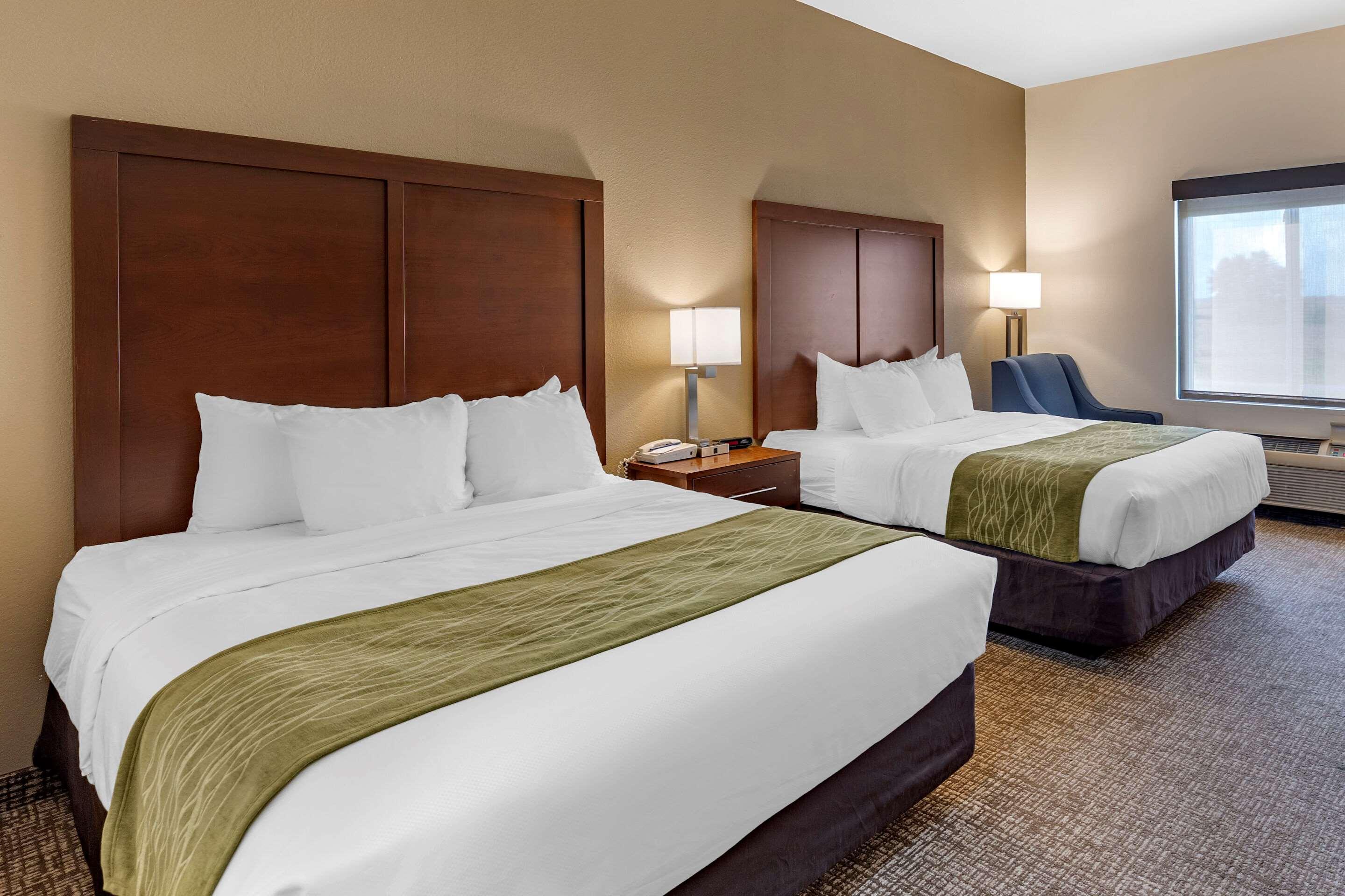 Comfort Inn & Suites Greenville I-70 Exteriér fotografie