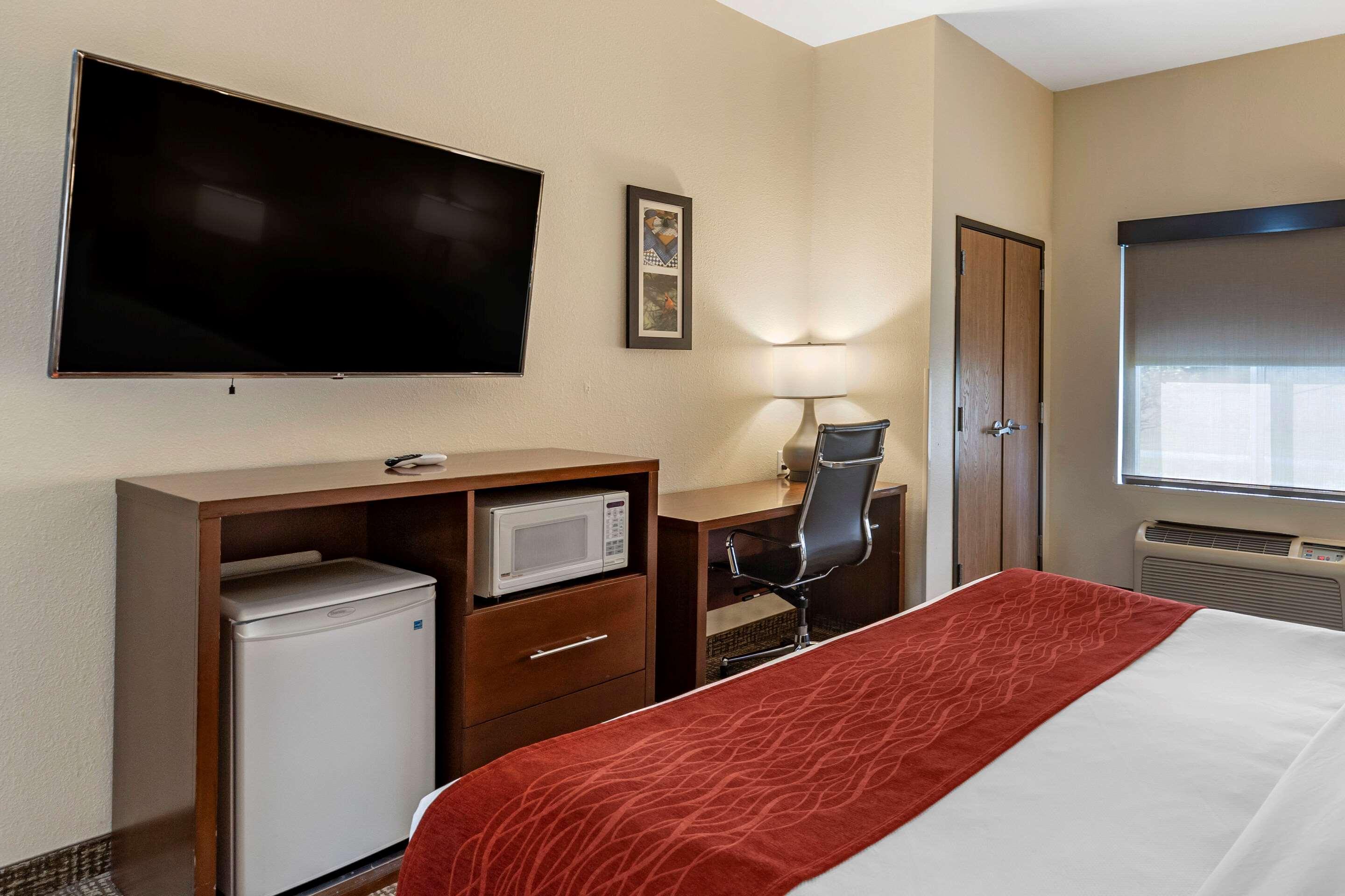 Comfort Inn & Suites Greenville I-70 Exteriér fotografie