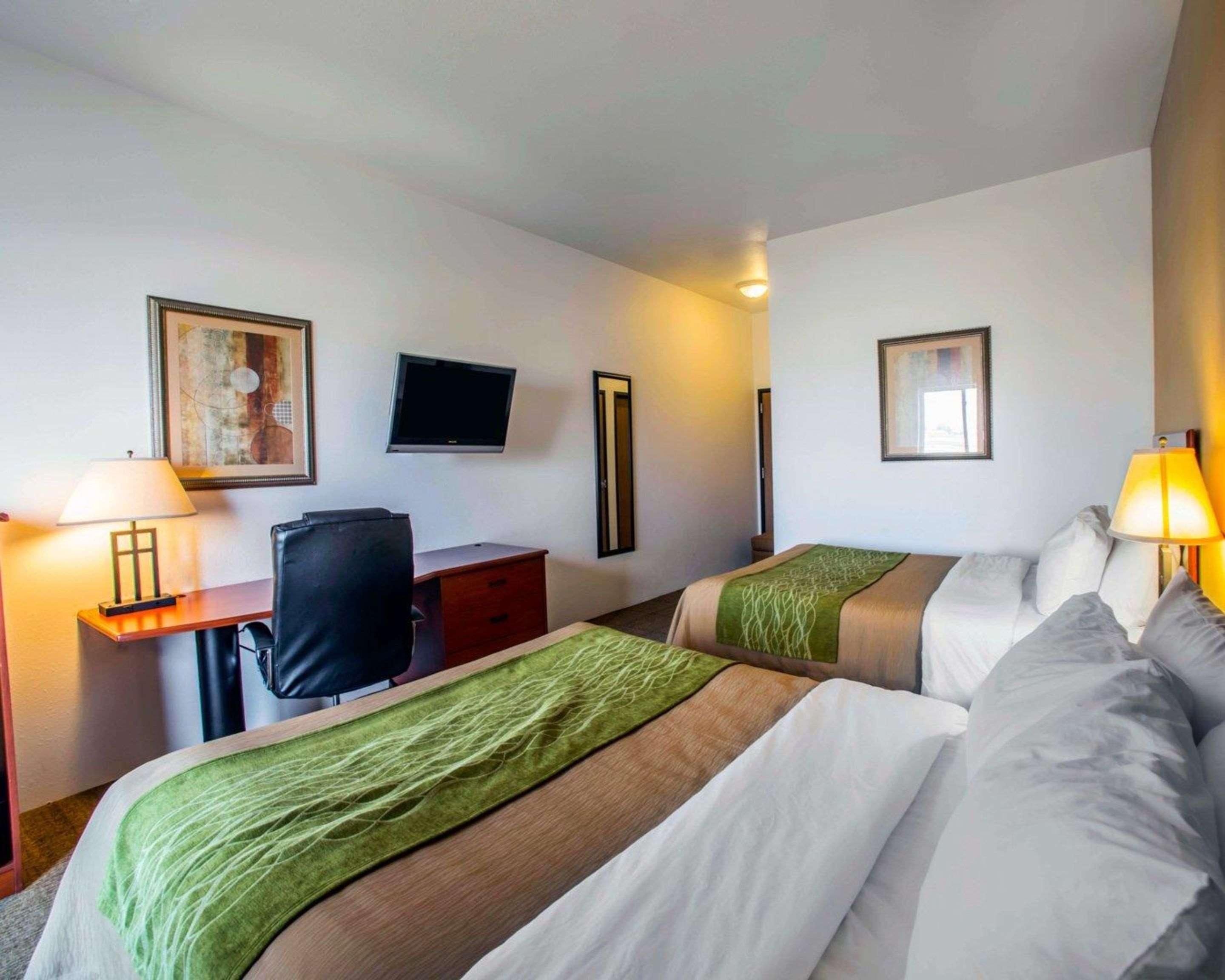 Comfort Inn & Suites Greenville I-70 Exteriér fotografie