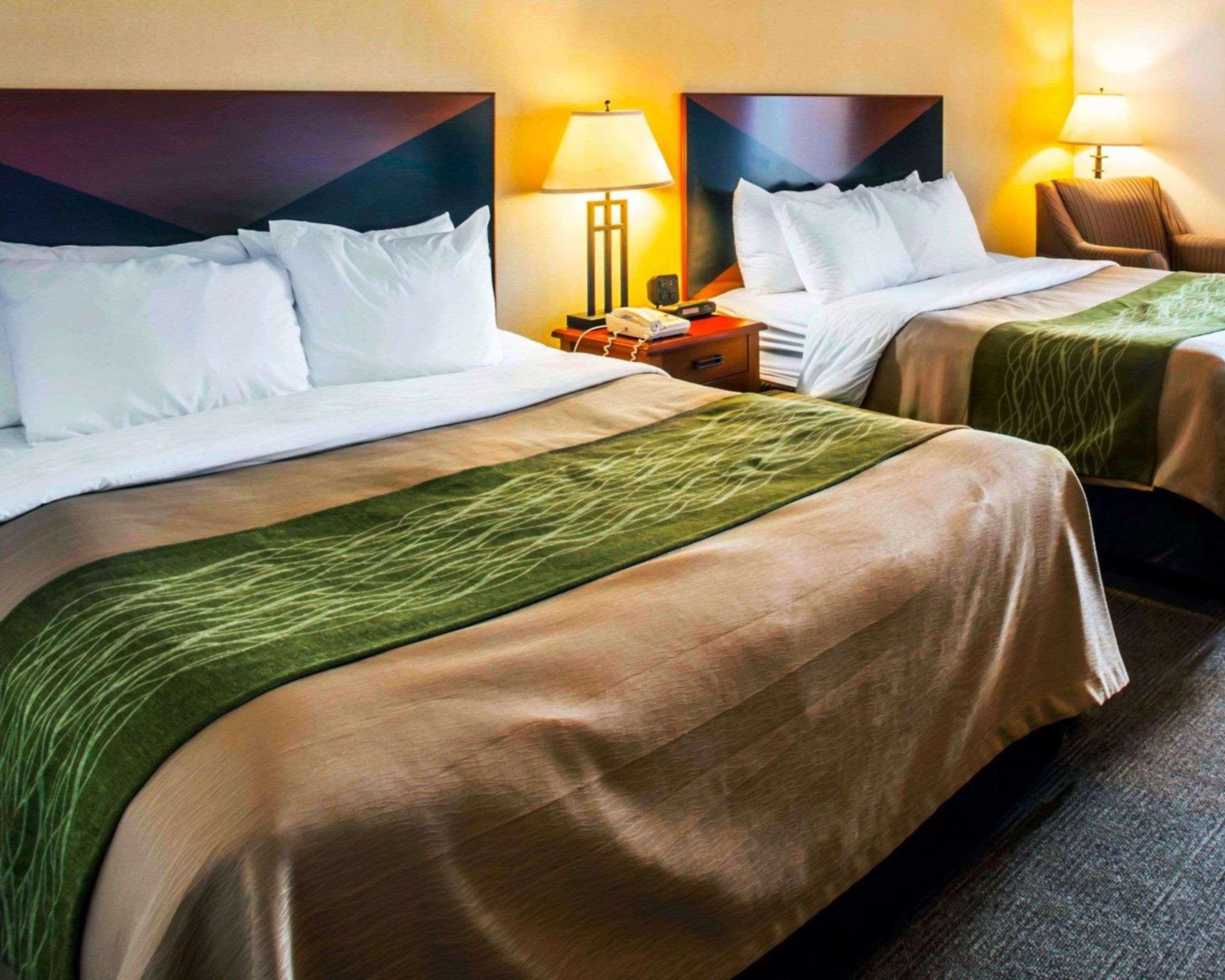 Comfort Inn & Suites Greenville I-70 Exteriér fotografie