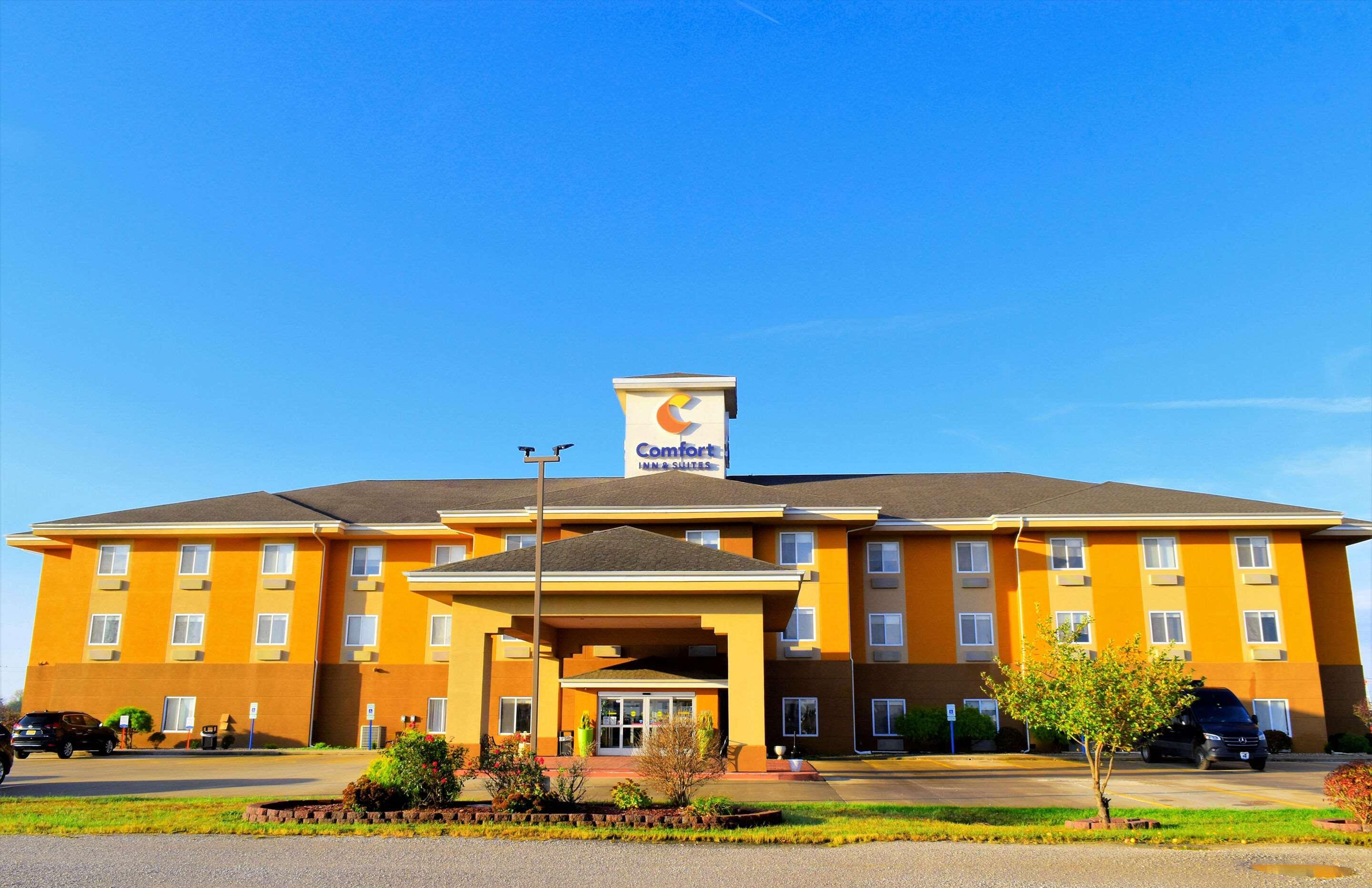 Comfort Inn & Suites Greenville I-70 Exteriér fotografie
