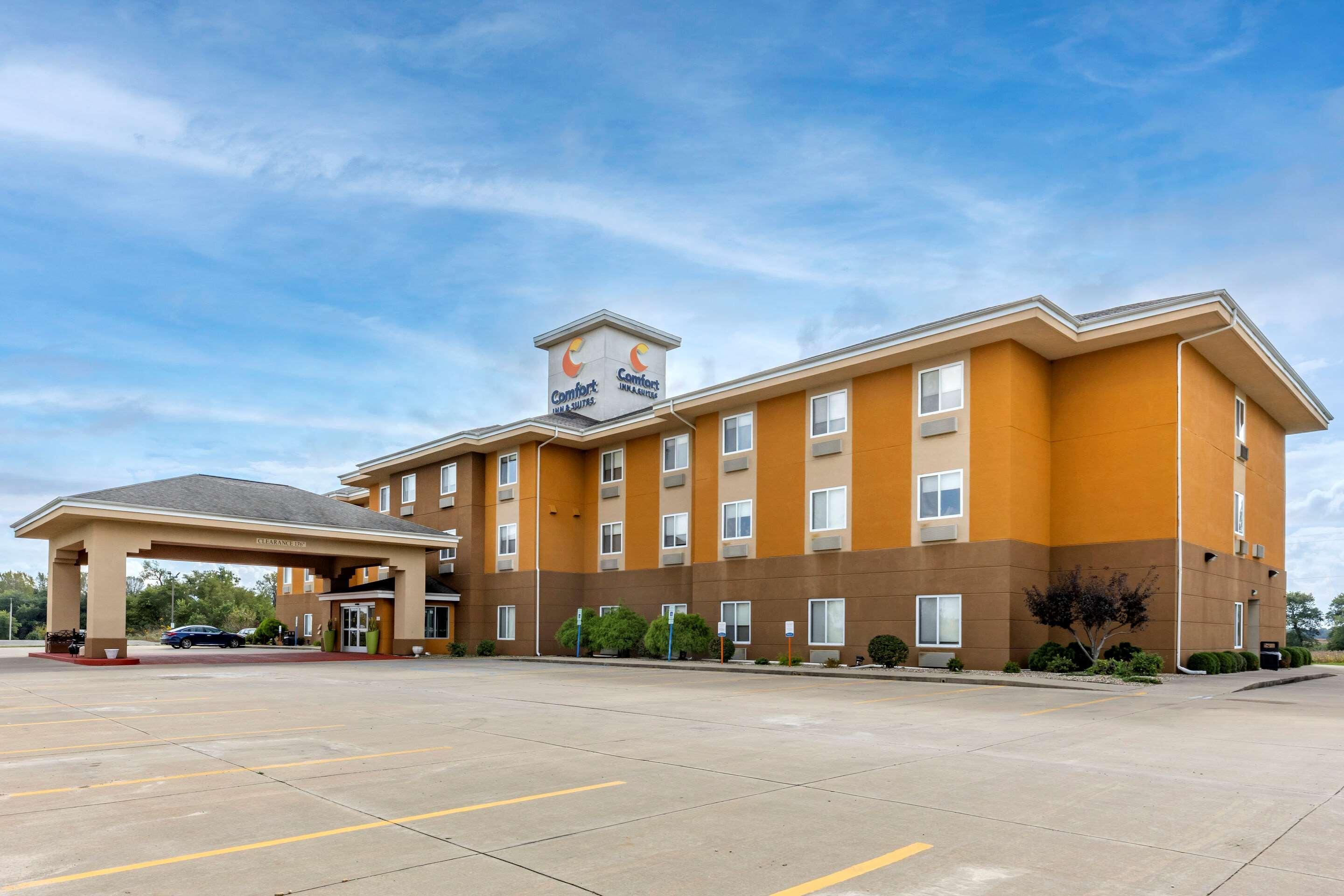 Comfort Inn & Suites Greenville I-70 Exteriér fotografie