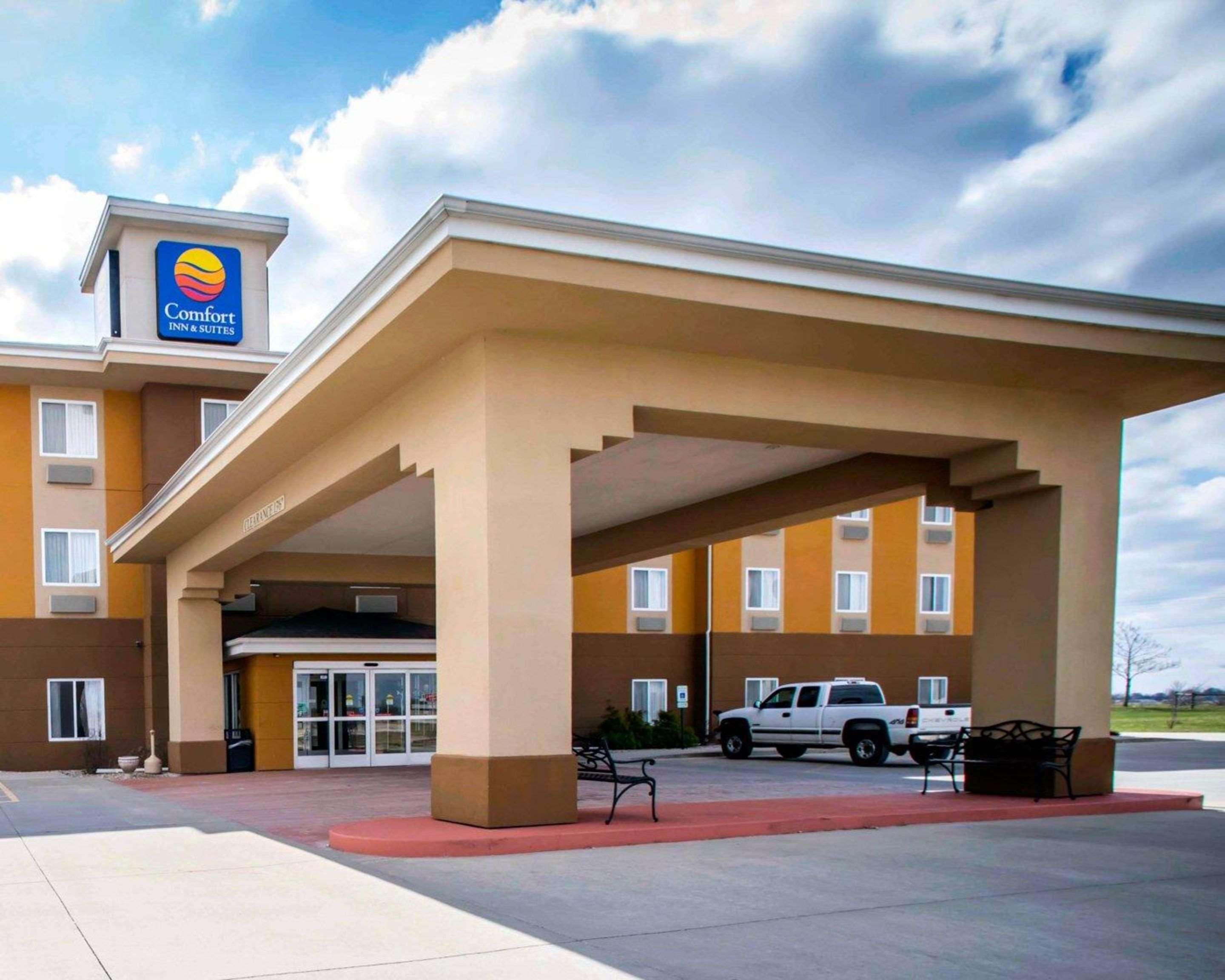 Comfort Inn & Suites Greenville I-70 Exteriér fotografie